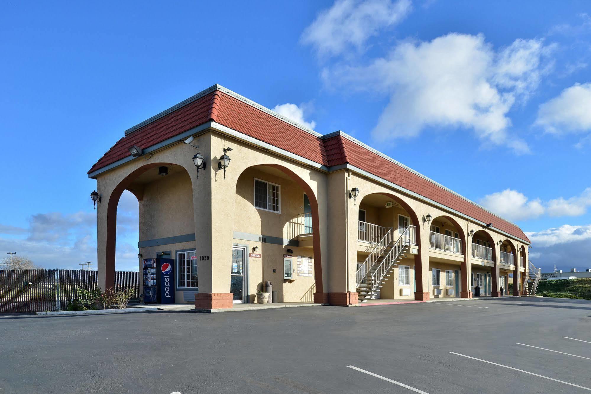 Salinas Inn Exterior foto